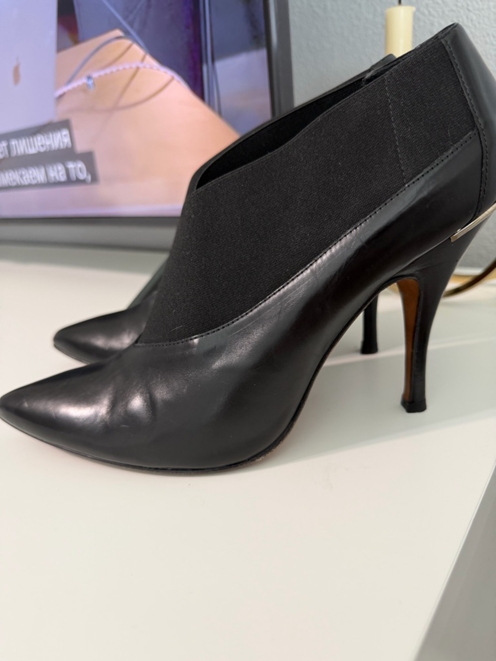 Donald J Pliner Black Leather Pointed Toe Pumps Silver Heel DetailSize 11M Spain